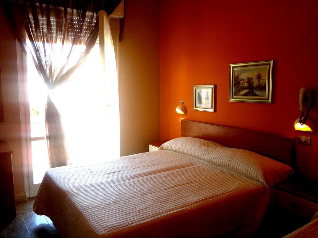 Hotel Simon Rimini Chambre photo