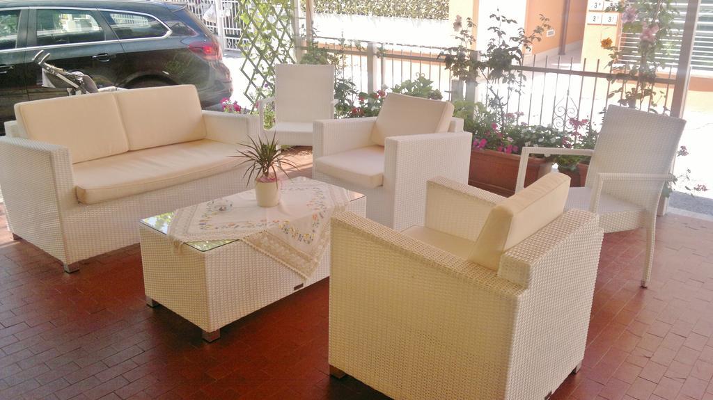 Hotel Simon Rimini Extérieur photo