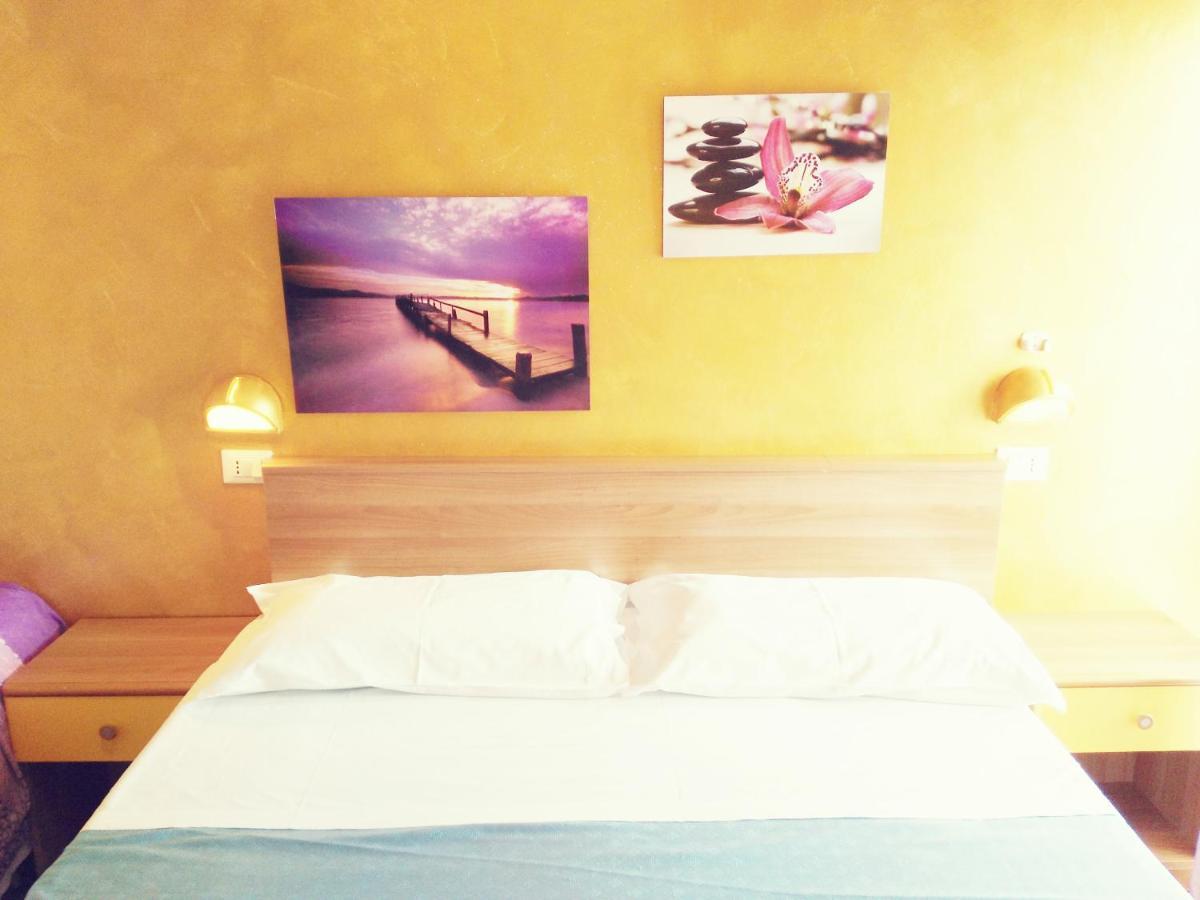 Hotel Simon Rimini Extérieur photo